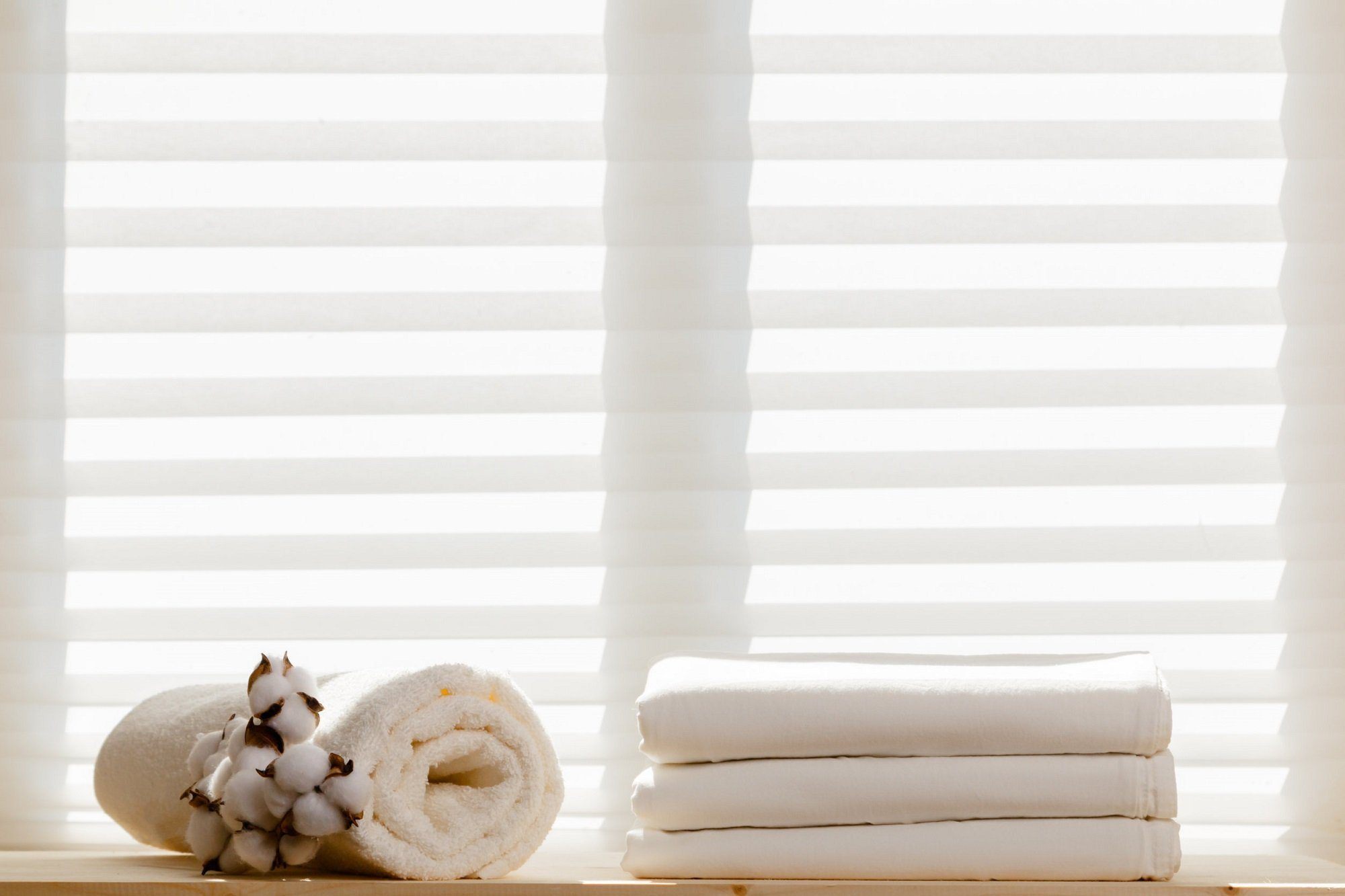 This vs. That: Cotton vs. Microfiber Sheets - PlushBeds