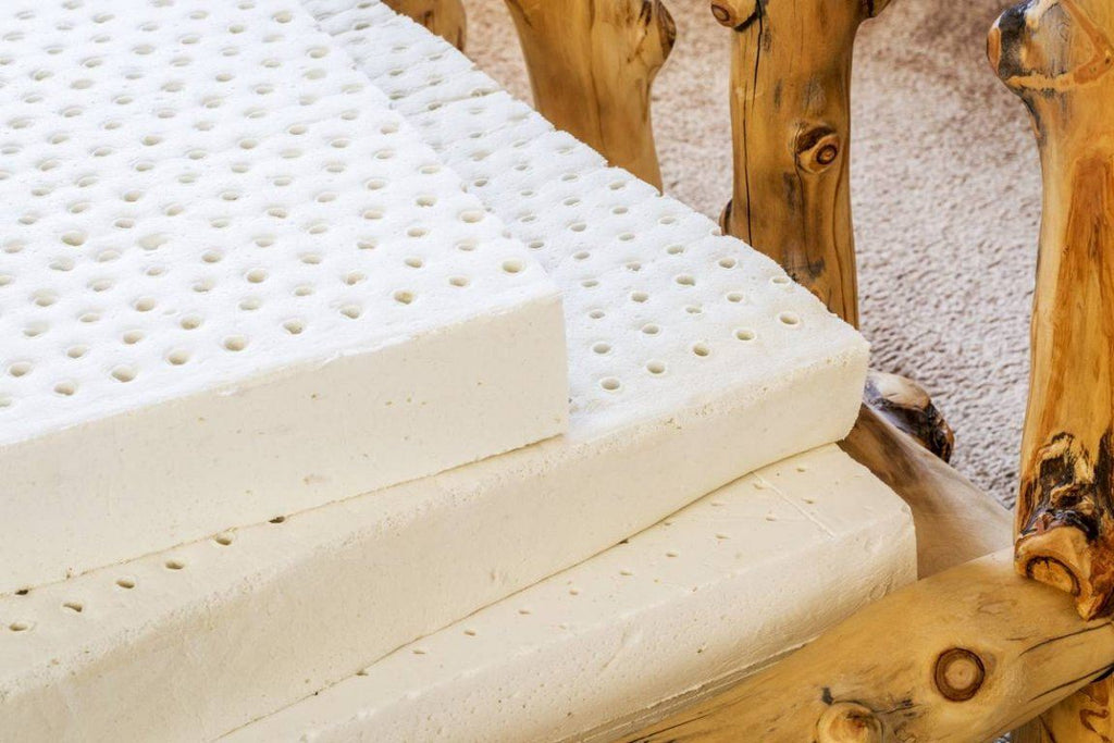 Why Choose a Latex Mattress: The Many Benefits Available - PlushBeds