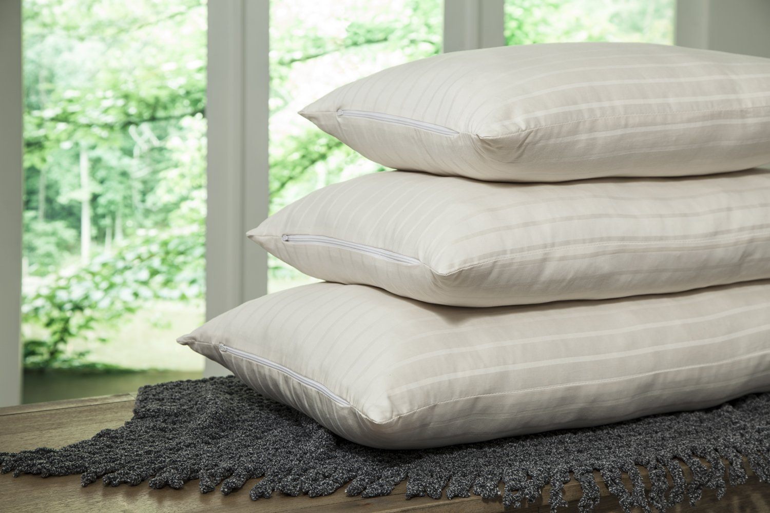 Organic Wool Pillow | PlushBeds display picture 1